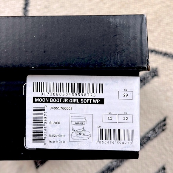 Moon Boot Original Jr. Girls’ Soft WP Metallic Silver Waterproof Snowboots - Picture 13 of 13